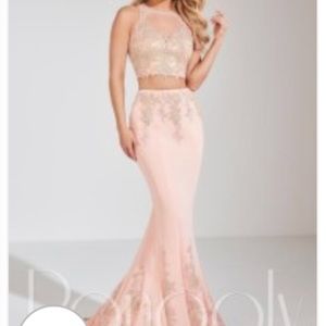 Panoply prom dress